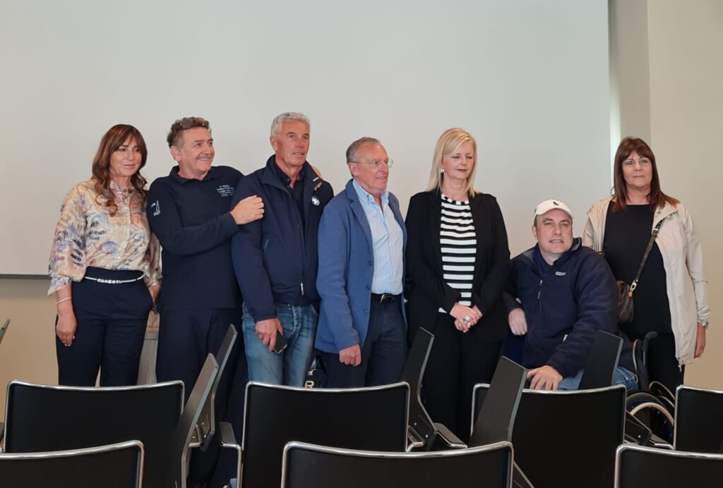 Carrara, via alla stagione 2023 di barca a vela e surf per persone disabili