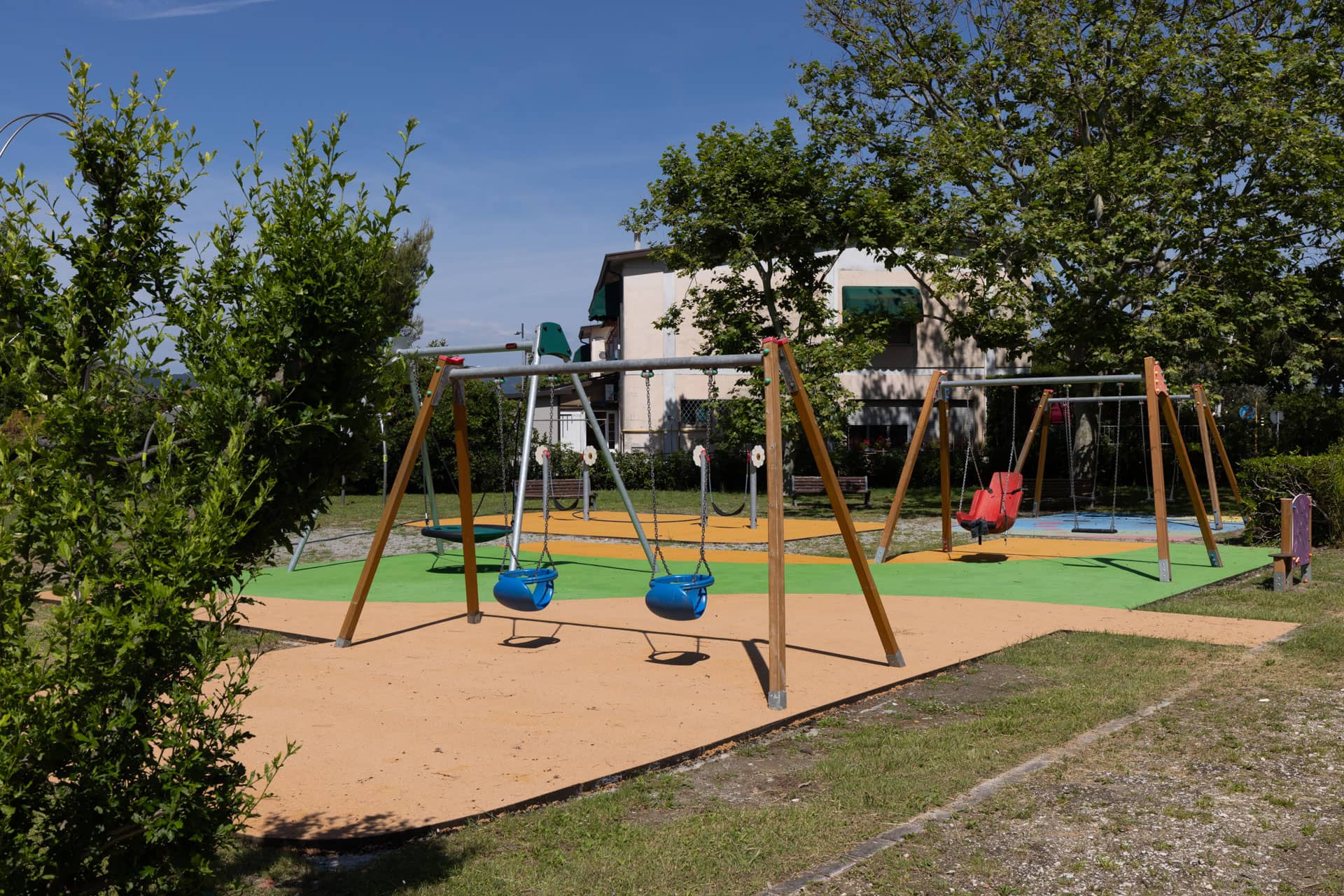 9. settore altalene- Area lato Hotel Morgana- Foto Danae 24